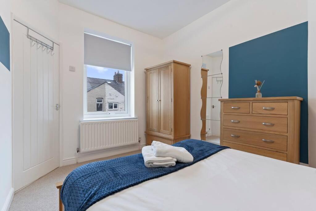 Elton House - Prime Location - Free Parking, Fast Wifi And Smart Tv By Yoko Property Redcar Bagian luar foto